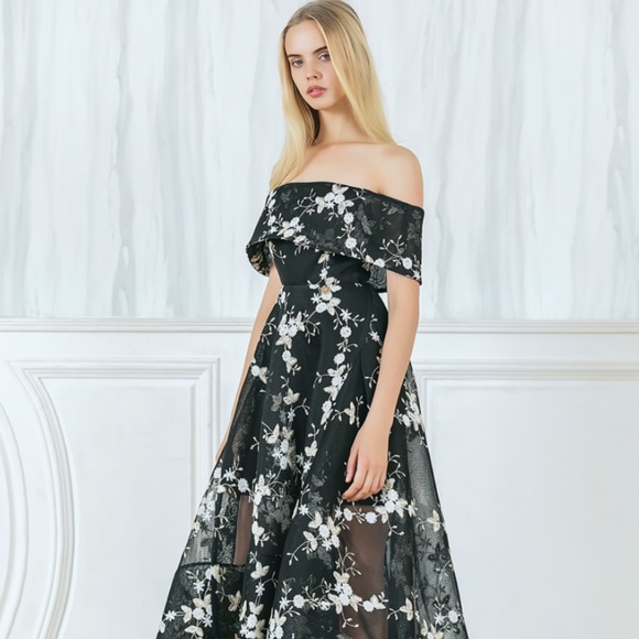 Bronx and Banco Dresses & Skirts - Gorgeous Bronx & Banco Tulip Flower Dress